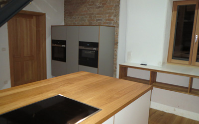 KüchenInsel und Geräteschränke als Küchenmoebel