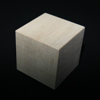 Wuerfel aus Massivholz